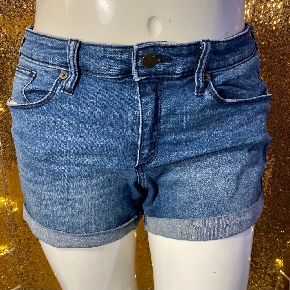 Universal Thread 🌻 Denim Shorts